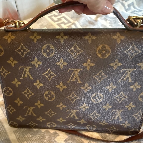 Excellent Vintage condition Louis Vuitton 26 Monceau Crossbody Bag with Keys - Picture 8 of 16